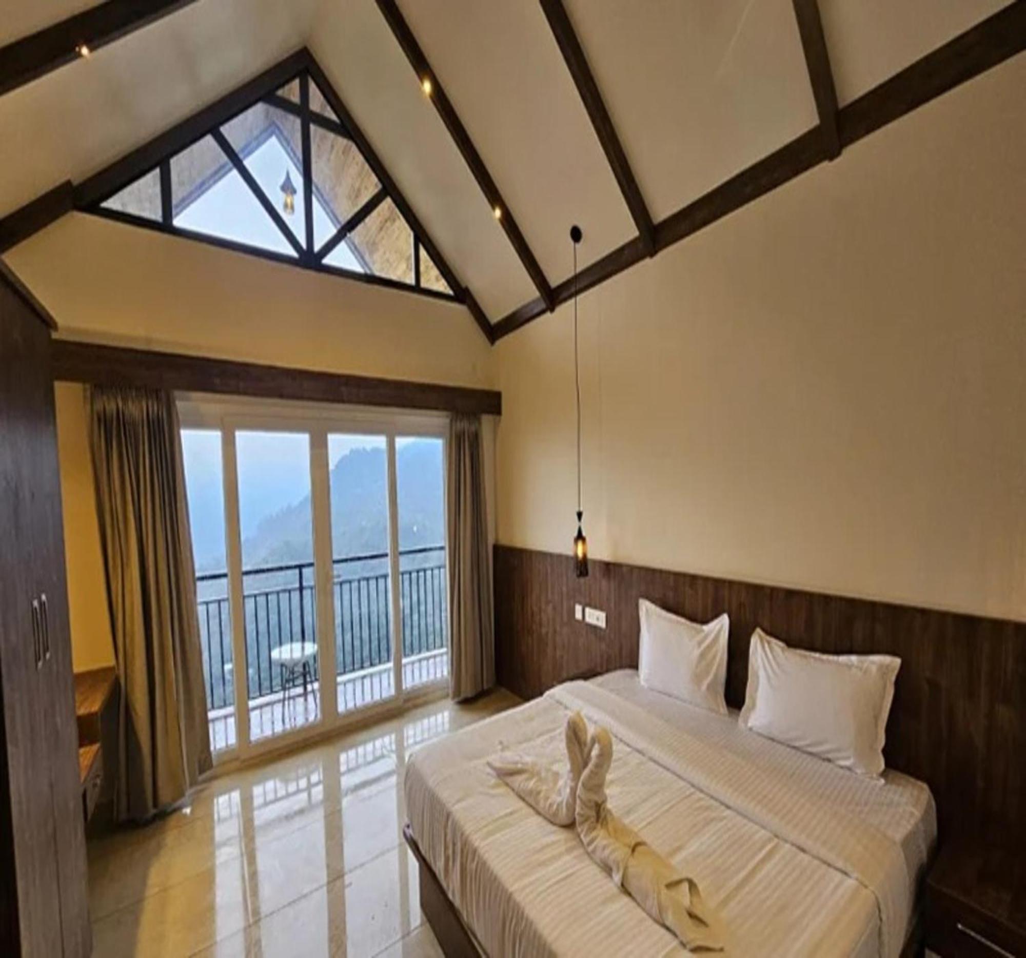 Karimb Resorts Vallikavungal Exterior photo