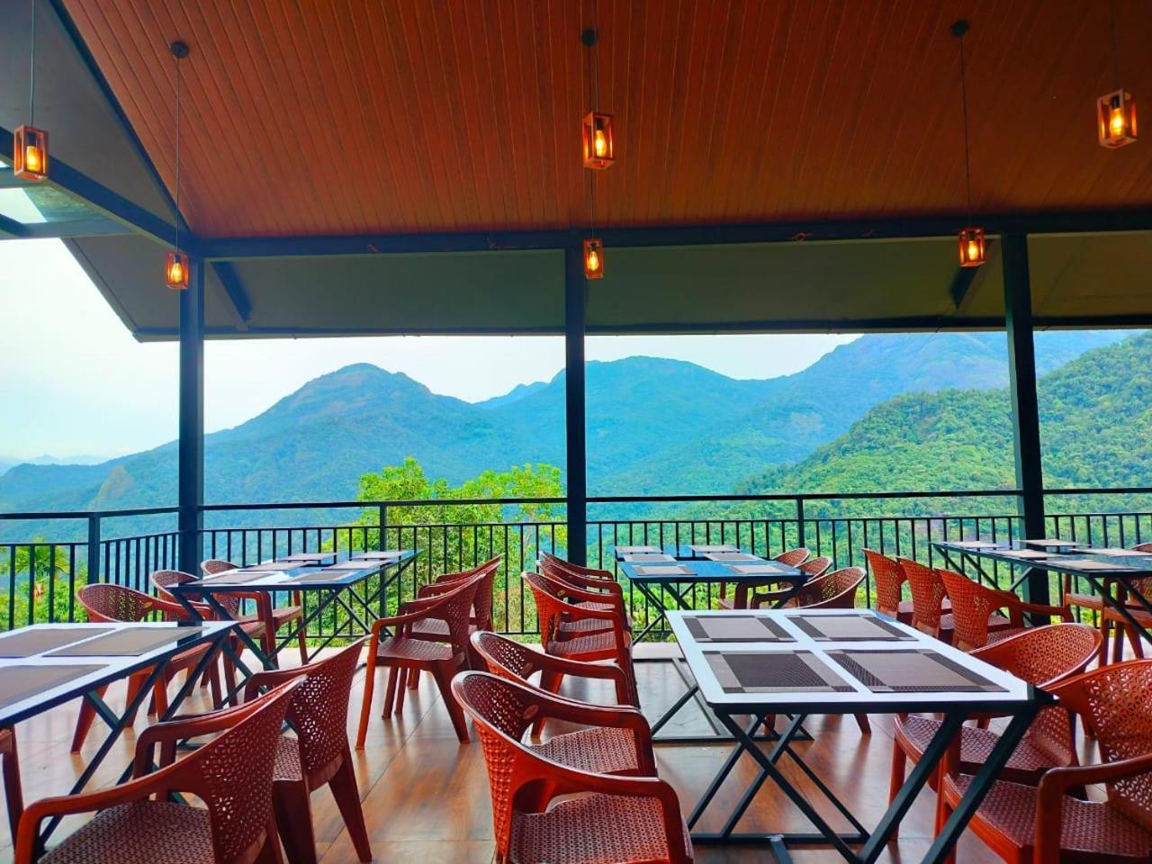Karimb Resorts Vallikavungal Exterior photo